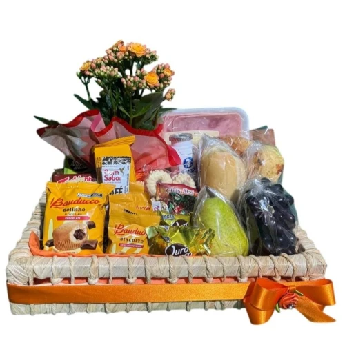 Cesta de Café Matinal de Aniversário